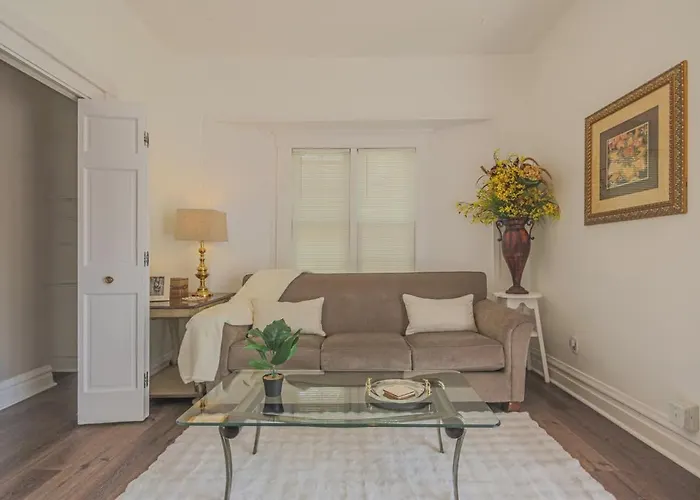 Apartment Comfy One Bed In Forest Park