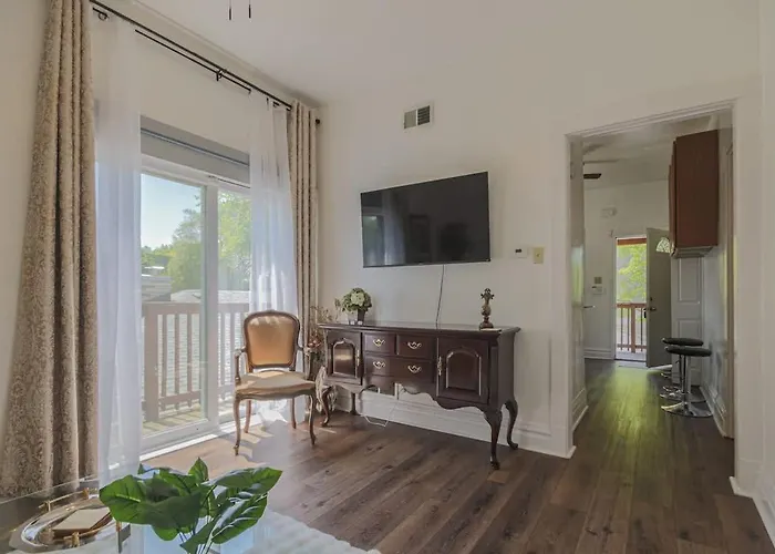 Comfy One Bed In Apartment *