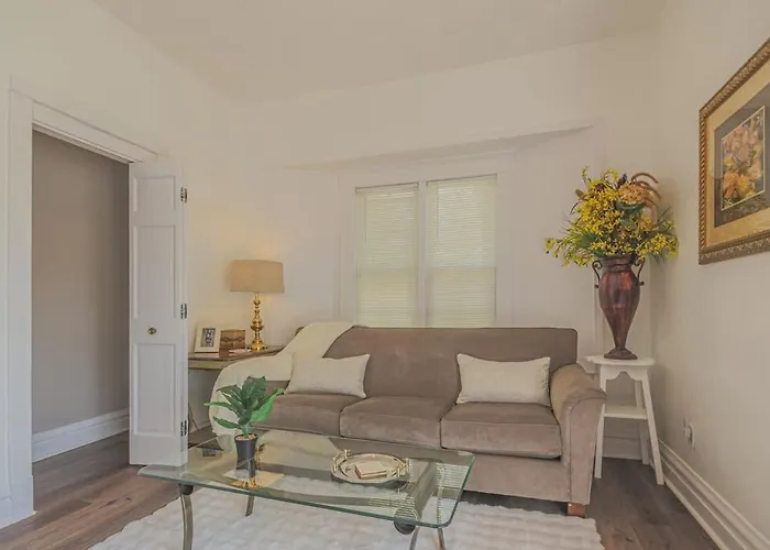 Comfy One Bed In Forest Park